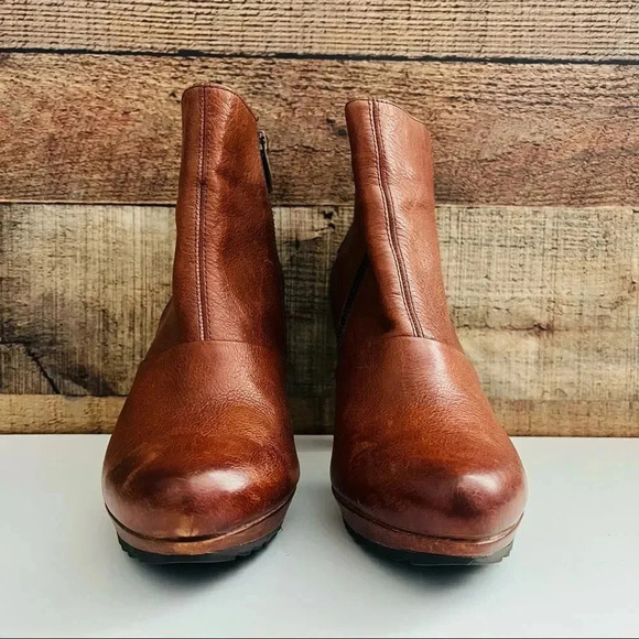 Paul Green Roxie Leather Boot - Picture 4 of 11